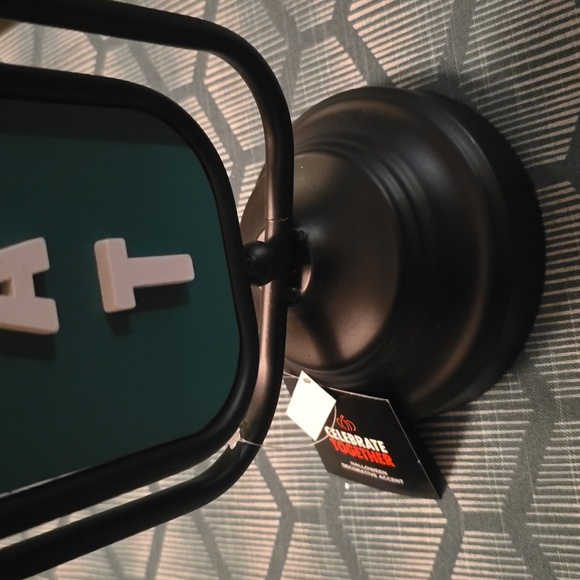 GREEN AND BLACK HALLOWEEN DECOR TRICK OR TREAT - Picture 7 of 13